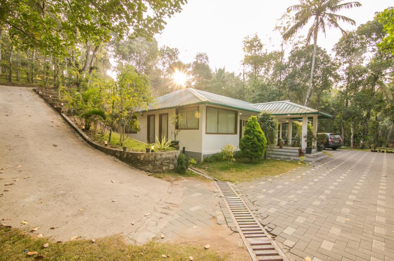 Rockville Hotel Sultan Bathery Ngoại thất bức ảnh